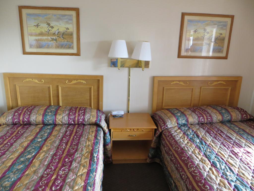Pine Crest Motor Lodge Holly Springs ภายนอก รูปภาพ